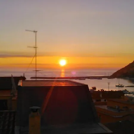 Alba Sul Mare Couette-café